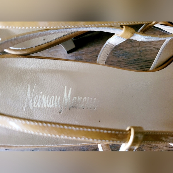 Neiman Marcus Luxury Kitten Heel Genuine Buttery Leather Slingback Shoes TanUS 9 - Picture 10 of 16